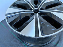 Załaduj zdjęcie do przeglądarki galerii, FELGA ALUMINIOWA POLESTAR VOLVO OE 9.0''x19'' ET53 5x108 32327782