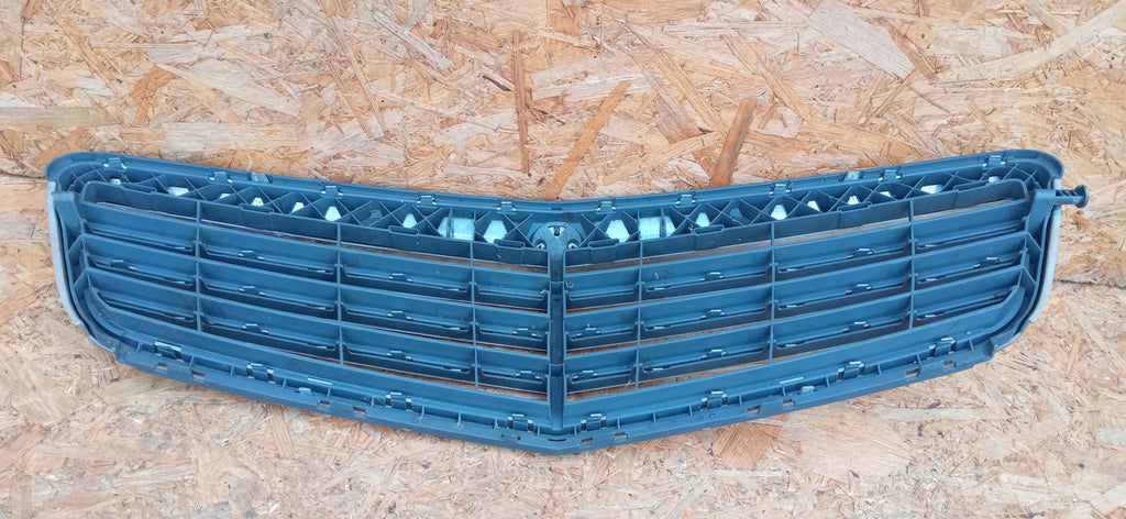 MERCEDES C KLASA W204 07- KRATKA ATRAPA GRILL ZDERZAKA PRZÓD A2048801283