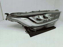 Załaduj zdjęcie do przeglądarki galerii, Toyota Yaris IV 4 XP21 19- LAMPA PRAWA PRZÓD PRZEDNIA FULL LED KOITO K0-8