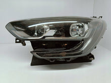 Laden Sie das Bild in den Galerie-Viewer, Renault Megane IV 16- LAMPA LEWA PRZÓD PRZEDNIA ZWYKŁA H7+LED 260602792R