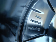Załaduj zdjęcie do przeglądarki galerii, FELGA ALUMINIOWA POLESTAR VOLVO OE 9.0''x19'' ET53 5x108 32327782
