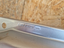Load image into Gallery viewer, FORD FIESTA MK7 BŁOTNIK PRAWY PRZÓD PRAWY PRZEDNI C1BBA16015AA