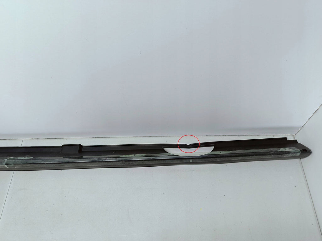 Citroen DS3 09- PRÓG PRAWY LISTWA PROGOWA NAKŁADKA PRAWA 96704693