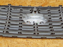 Laden Sie das Bild in den Galerie-Viewer, FORD TRANSIT MK8 VI 13- KÜHLERGRILL STOSSFÄNGER VORNE BK31-17B968-AEW