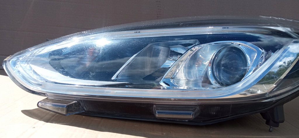 FORD FIESTA MK8 17- LAMPA LEWA PRZÓD PRZEDNIA SOCZEWKA +LED H1BB-13W030-CE