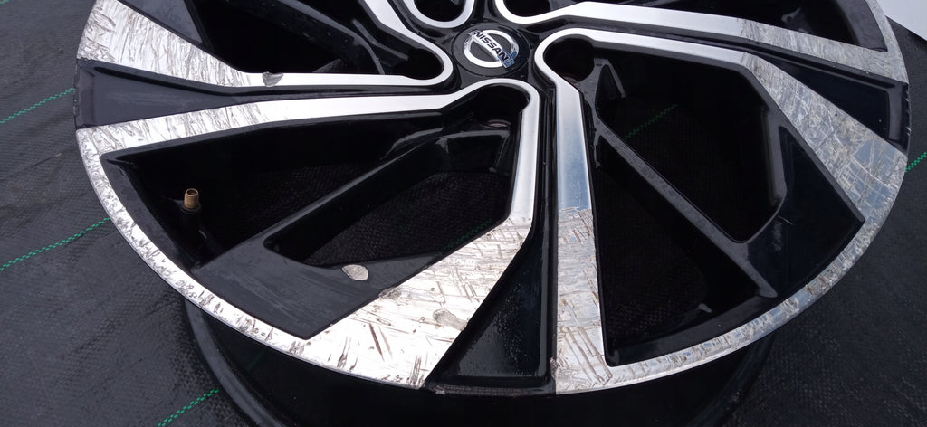 FELGA ALUMINIOWA NISSAN QASHQAI III J12 8.0"X20" ET40 5X114.3 6UA6A