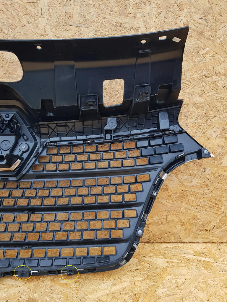 RENAULT MASTER IV 4 19- ATRAPA GRILL ZDERZAKA PRZEDNIEGO 623109048R