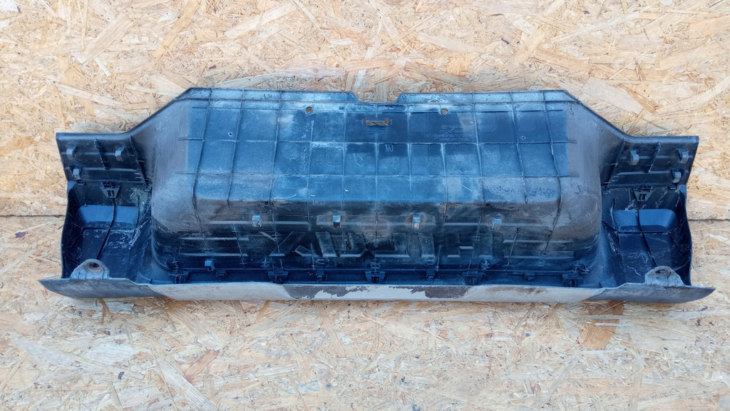 TOYOTA HILUX VIII 15- HECKBUMPER HINTEN TRITTSTUFE MITTE PC176-0K00S