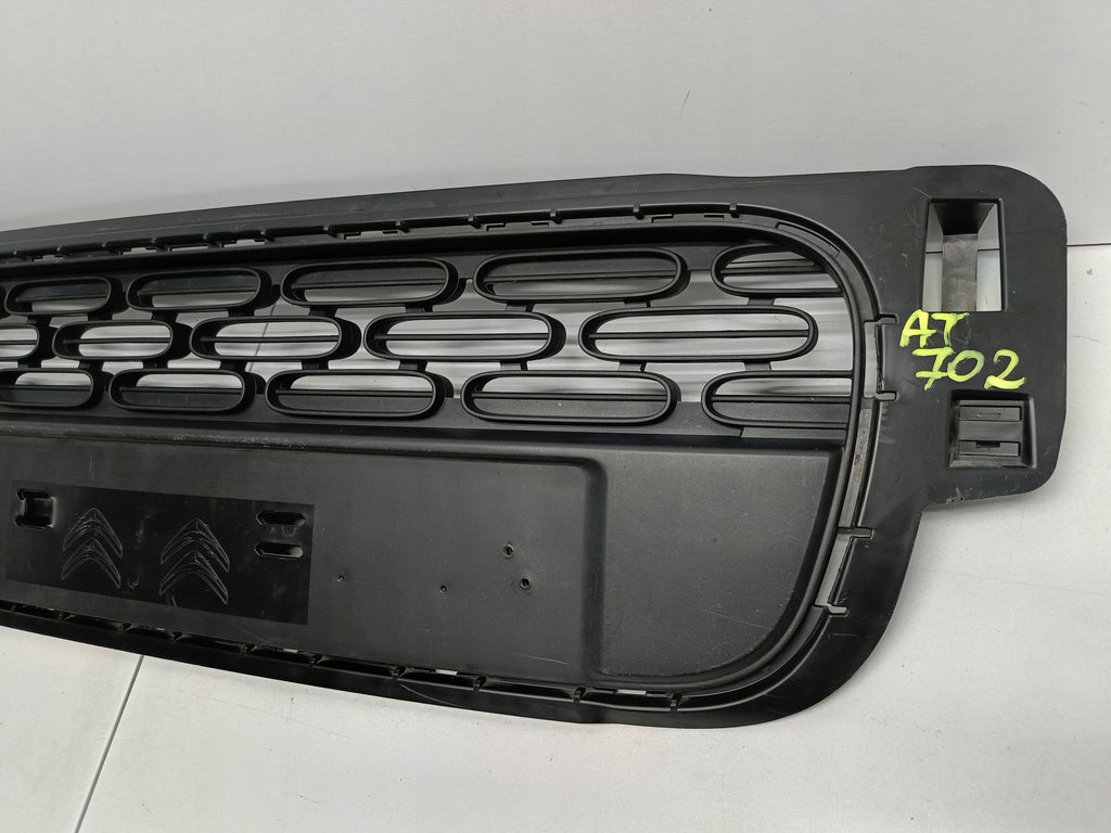 CITROEN C3 III 16- ATRAPA KRATKA ŚRODKOWA GRILL ZDERZAKA PRZÓD 9812061877
