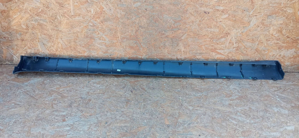Tesla Model Y MY 20- EINSTIEGSLEISTE TÜRSCHWELLE ABDECKUNG SCHWELLE LINKS 1497740-00-D