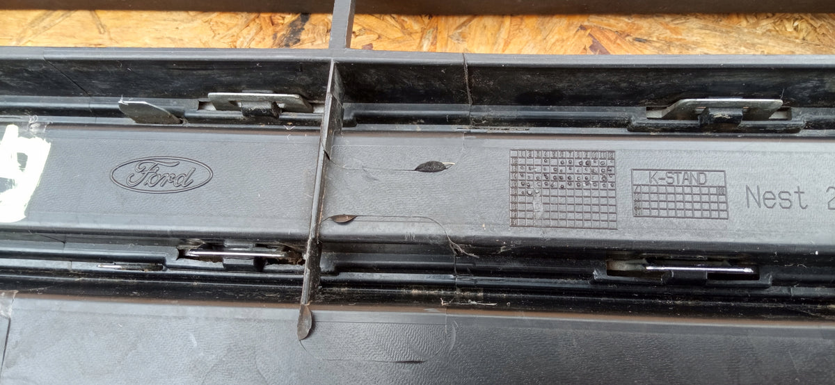 Ford Fiesta MK7 Lift 13- Kühlergrill Grill Gitter Vorne Stossstange C1BB-17B968-A — Foto 11 von 11
