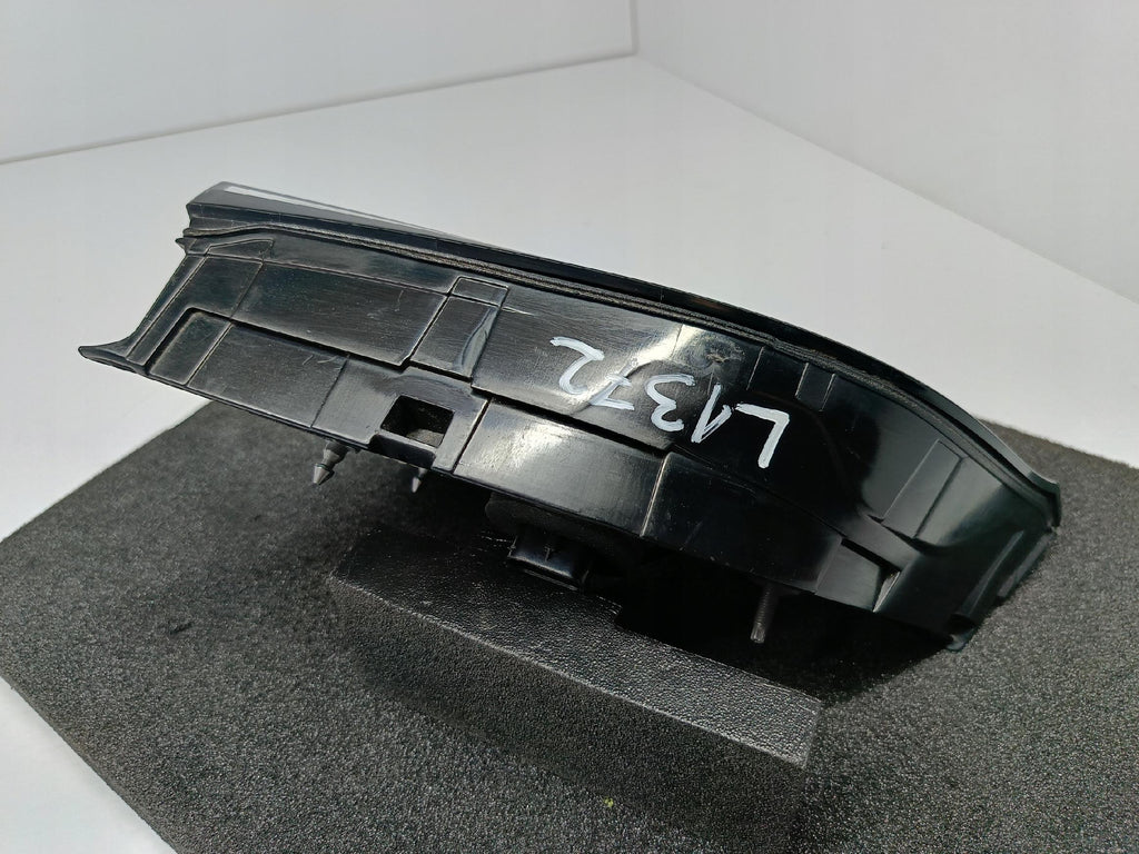 TESLA 3 III LIFT Y MY 20- HECKKLAPPENLEUCHTE RECHTS HINTEN LED 1502089-00-B
