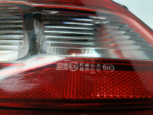 Laden Sie das Bild in den Galerie-Viewer, HYUNDAI KONA EV 17- RÜCKLEUCHTE LINKS HINTEN STOßSTANGE LINKS 92405-K4010
