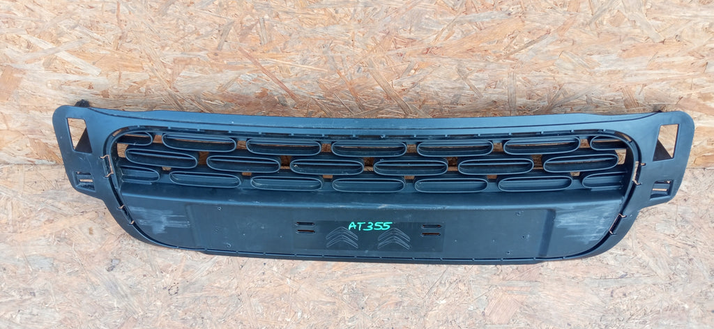 CITROEN C3 III 16- ATRAPA KRATKA ŚRODKOWA GRILL ZDERZAKA PRZÓD 9812061877