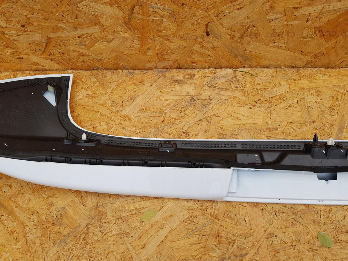 Ford Fiesta MK7 Spoiler Aileron Casquette Arrière Hayon 8A61-A44210-B — photo 9 sur 13
