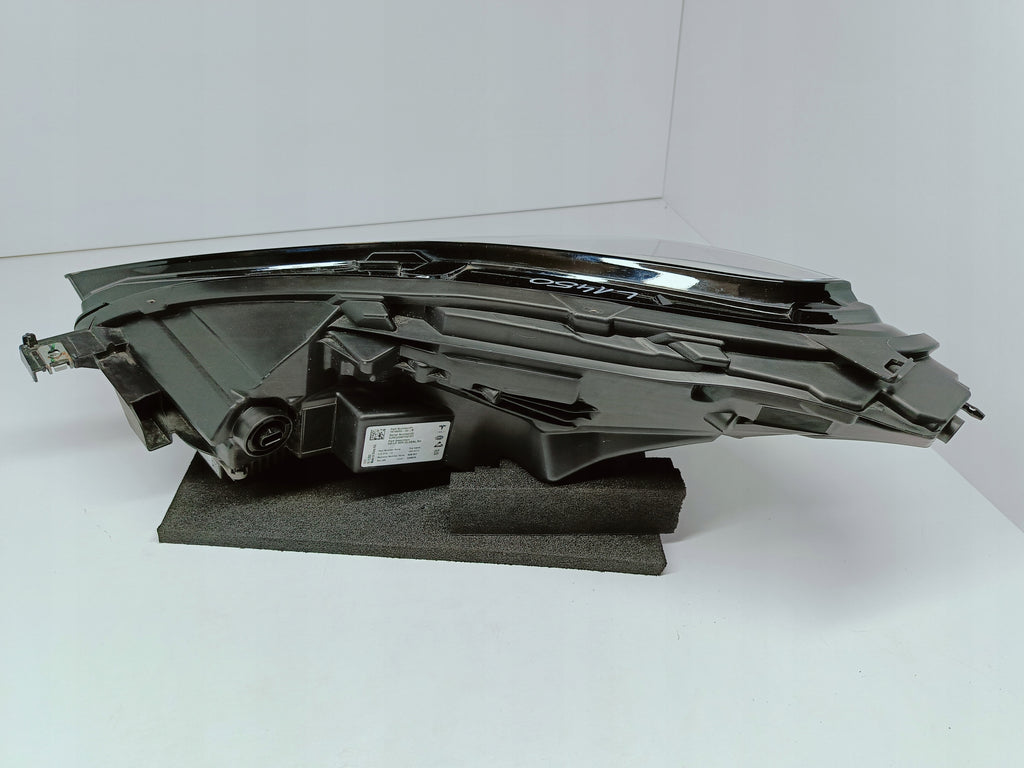 TESLA MODEL 3 M3 LIFT Y MY 20- LAMPA PRAWA PRZÓD FULL LED EU 1514953-00-D