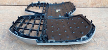 Laden Sie das Bild in den Galerie-Viewer, BMW i4 G26 21- GRILL KÜHLERGRILL STOSSFÄNGER VORNE 9850176-09
