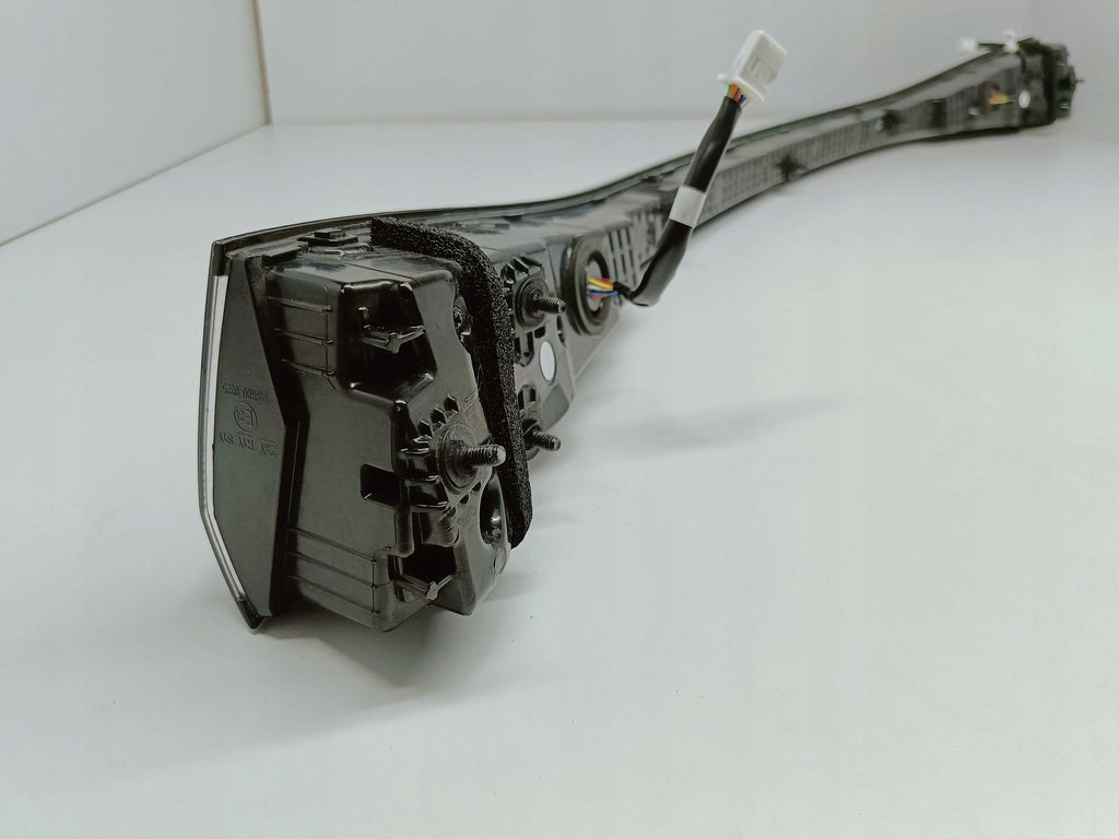 BYD Seal 22- BLENDA LAMPA KLAPY BAGAŻNIKA TYŁ TYLNA EKEA4107300
