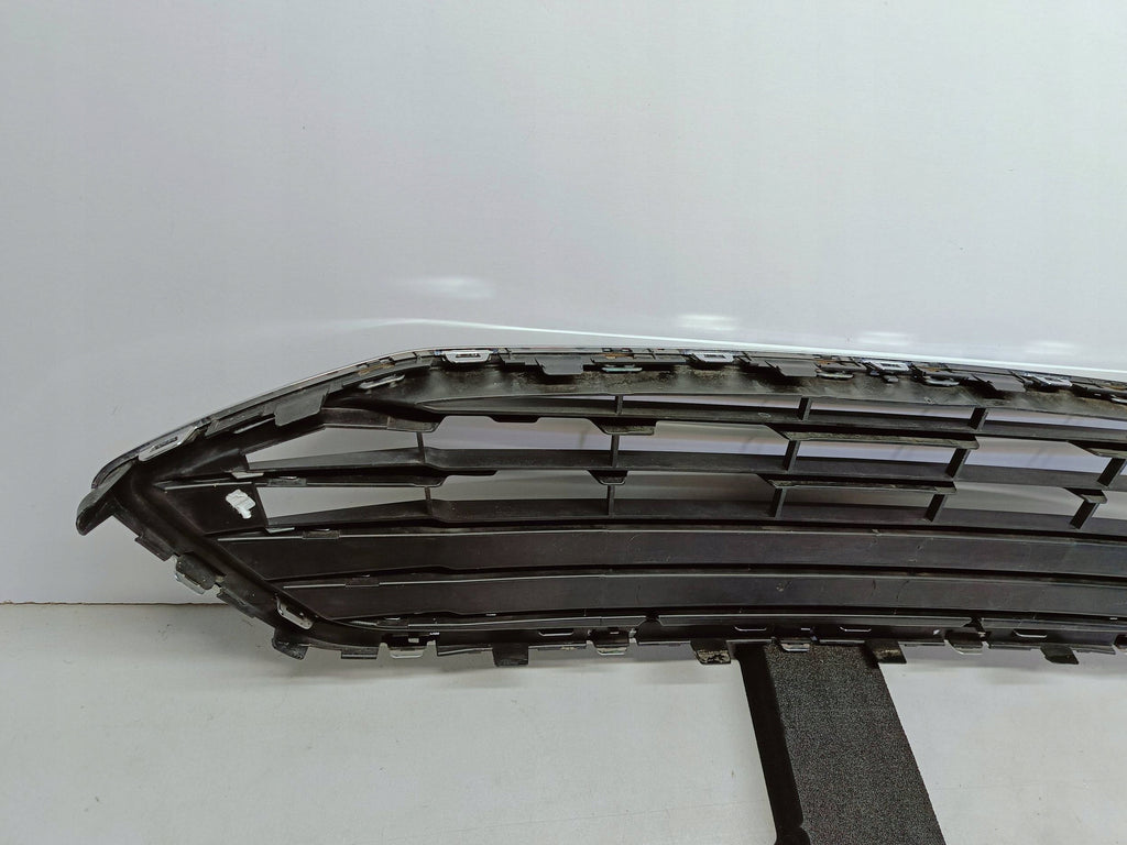 Ford Focus MK4 IV 18- ATRAPA GRILL ZDERZAKA PRZEDNIEGO JX7B-8C436-A