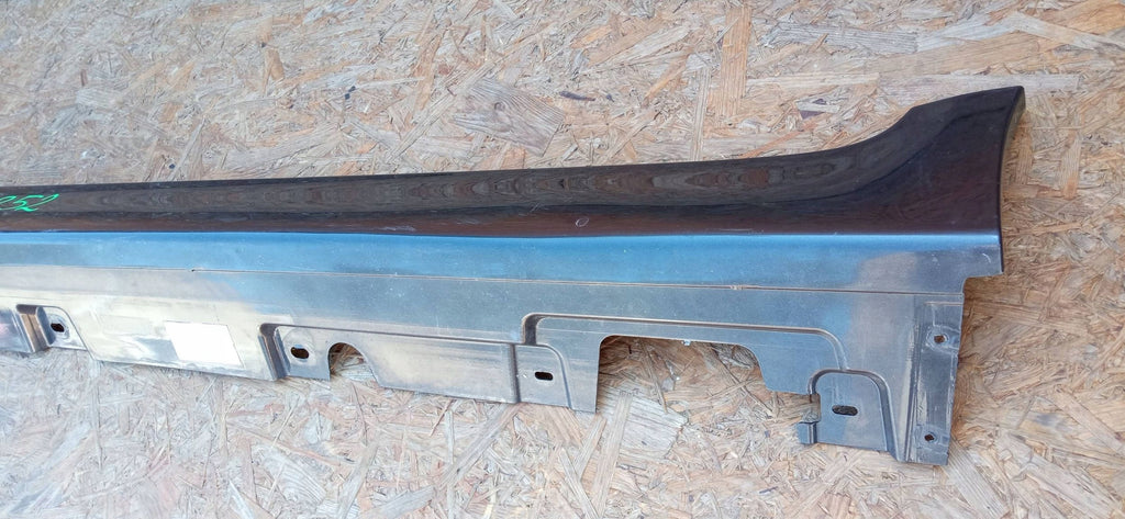 BMW 5 F10 F11 10- PRÓG LISTWA PROGOWA NAKŁADKA LEWA STRONA 51777184773