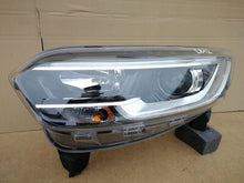 Laden Sie das Bild in den Galerie-Viewer, RENAULT KADJAR LIFT 18- SCHEINWERFER LINKS LINSE H7 + LED 260602051R