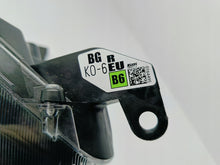Load image into Gallery viewer, TOYOTA YARIS IV 4 P21 19-LAMPA REFLEKTOR PRAWY PRZÓD SOCZEWKA KOITO K0-6 EU