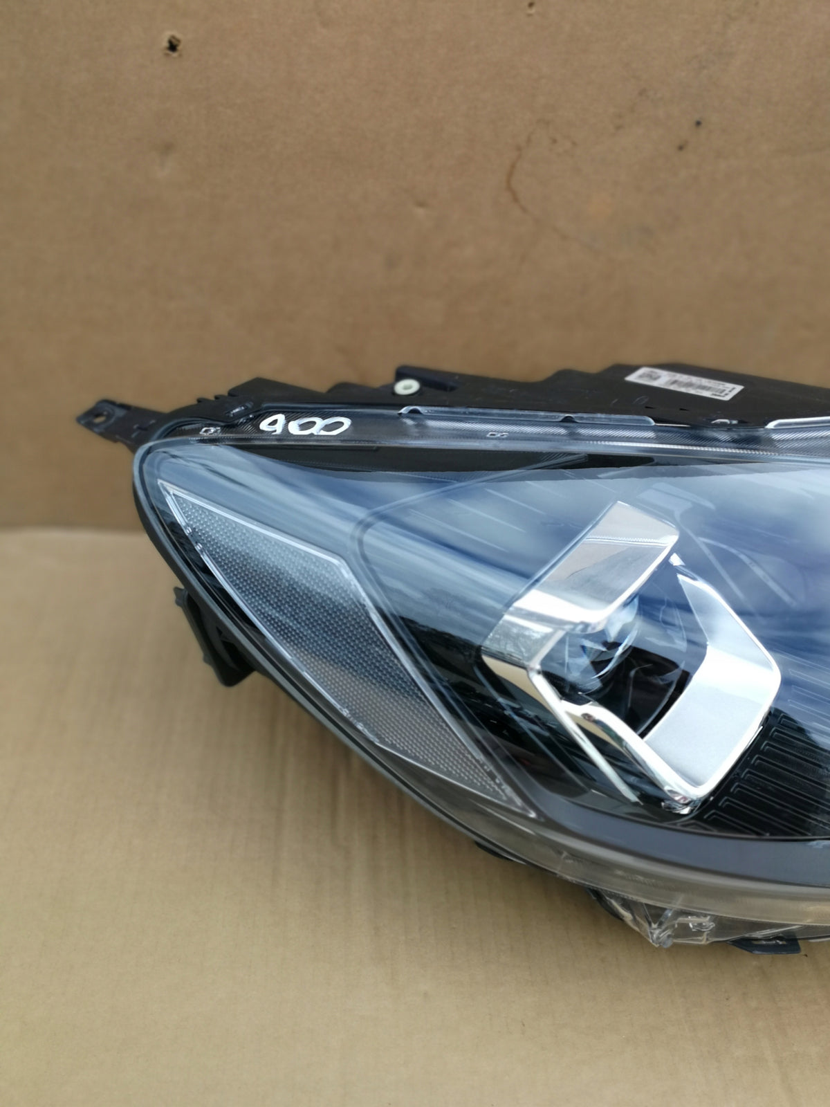 Ford Kuga MK3 III 19- Feu Avant Droite Avant Full LED LV4B-13E016-Ah — photo 2 sur 12