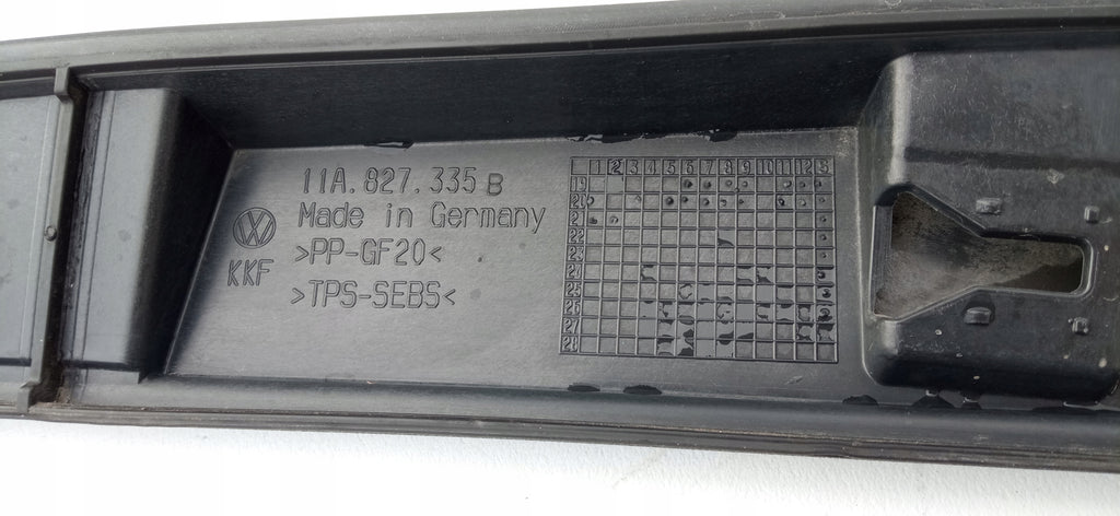VOLKSWAGEN ID.4 ID4 19- UNTERE HECKKLAPPENLEISTE HINTEN 11A827335B