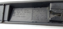 Laden Sie das Bild in den Galerie-Viewer, VOLKSWAGEN ID.4 ID4 19- UNTERE HECKKLAPPENLEISTE HINTEN 11A827335B