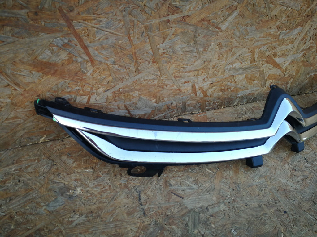 CITROEN C4 PICASSO II 13- ATRAPA GRILL ZDERZAKA PRZEDNIEGO AA36190378