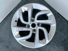 Laden Sie das Bild in den Galerie-Viewer, FELGA ALUMINIOWA OPEL OE CROSSLAND 6.5X16 ET20 39007897