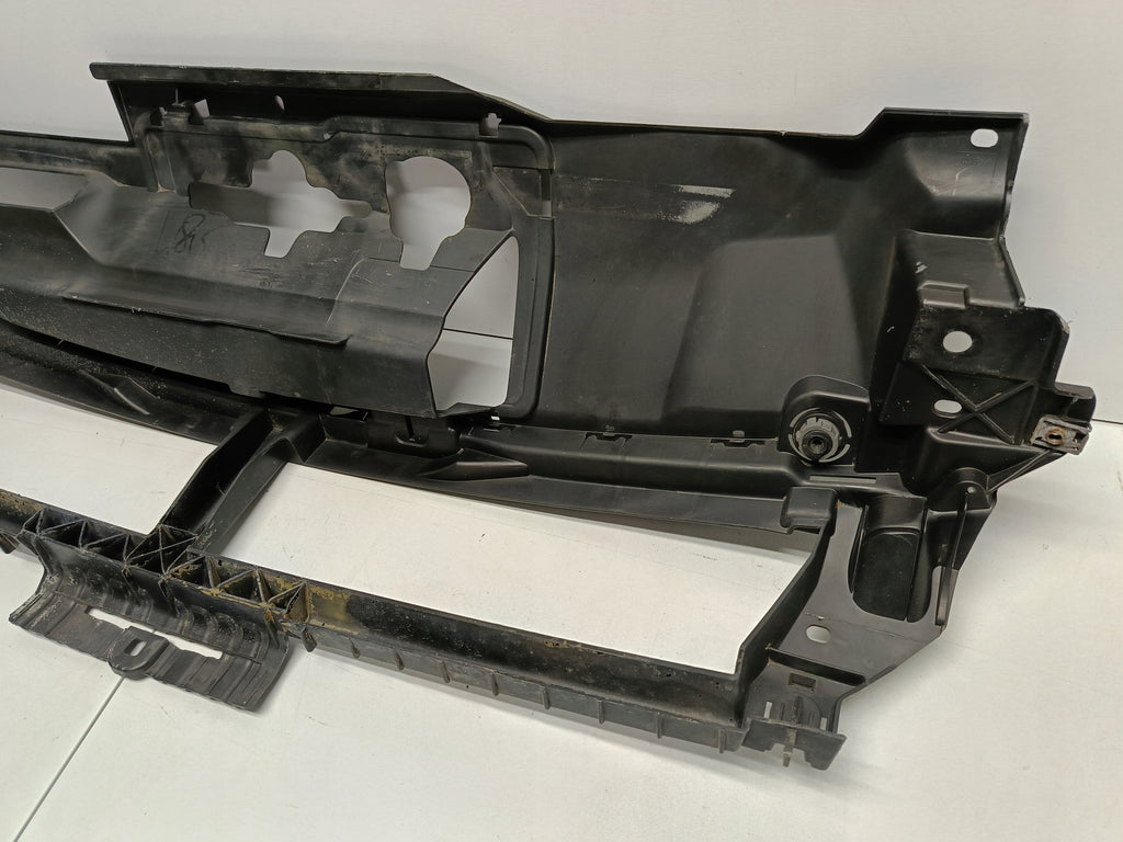 PEUGEOT 308 II T9 13- WZMOCNIENIE GÓRNE STELAŻ PAS CZASZA 9677363777
