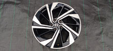 Load image into Gallery viewer, FELGA ALUMINIOWA NISSAN QASHQAI III J12 8.0"X20" ET40 5X114.3 6UA6A