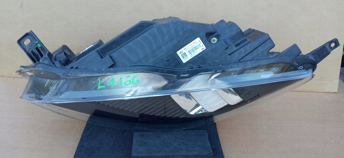 Ford Kuga MK3 Escape 19- Front Left Light Full LED EU LV4B-13E015-Fb — photo 15 of 16