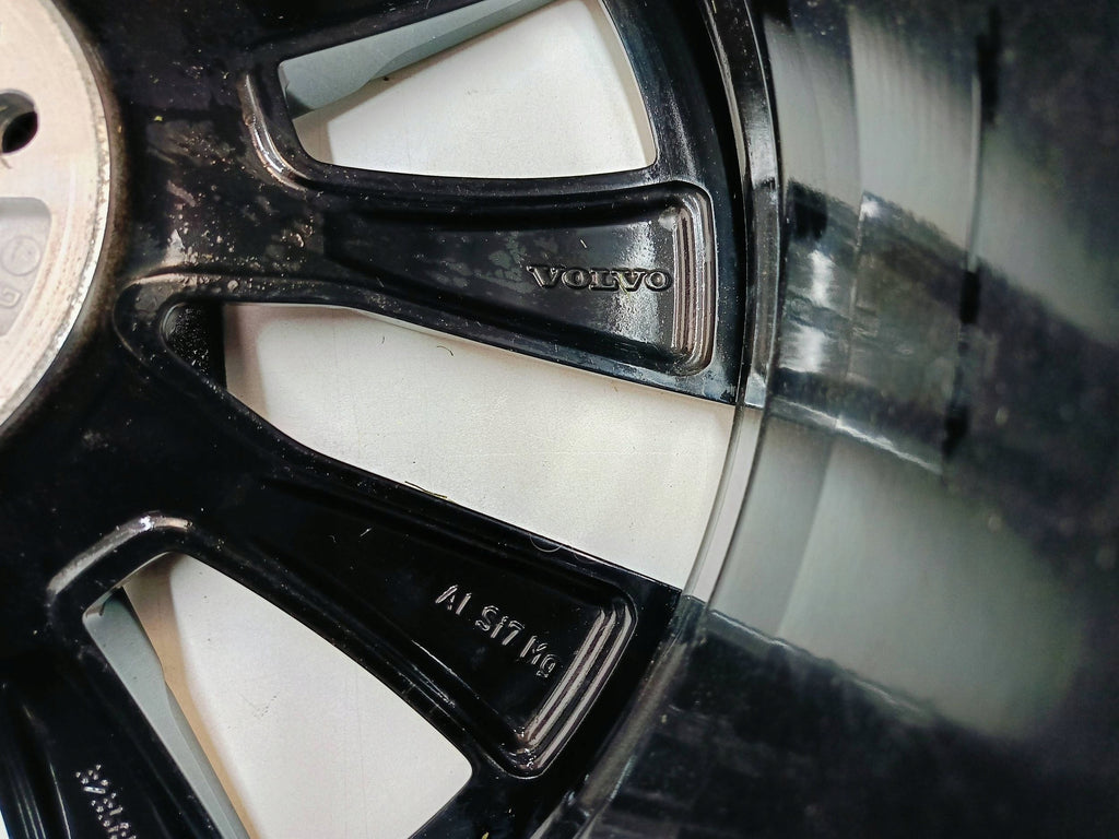 Volvo XC60 XC90 FELGA ALUMINIOWA 20 CALI 20''x9'' 5x108 ET38.5 32358565