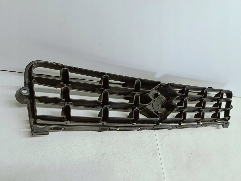 Suzuki Splash LIFT 12- KÜHLERGRILL STOSSFÄNGER VORNE EMBLEM 7174180M0
