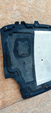 Laden Sie das Bild in den Galerie-Viewer, FORD FIESTA MK8 17- UNTERFAHRSCHUTZ MOTORABDECKUNG H1BB-6B629-BF