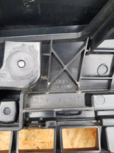 Load image into Gallery viewer, RENAULT MASTER IV 4 19- ATRAPA GRILL ZDERZAKA PRZEDNIEGO 623109048R