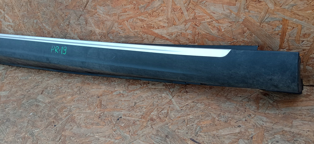 KIA E-SOUL SK3 EV 19- TÜRSCHWELLE SCHWELLENABDECKUNG SCHWELLENLEISTE RECHTS 87754-J2000