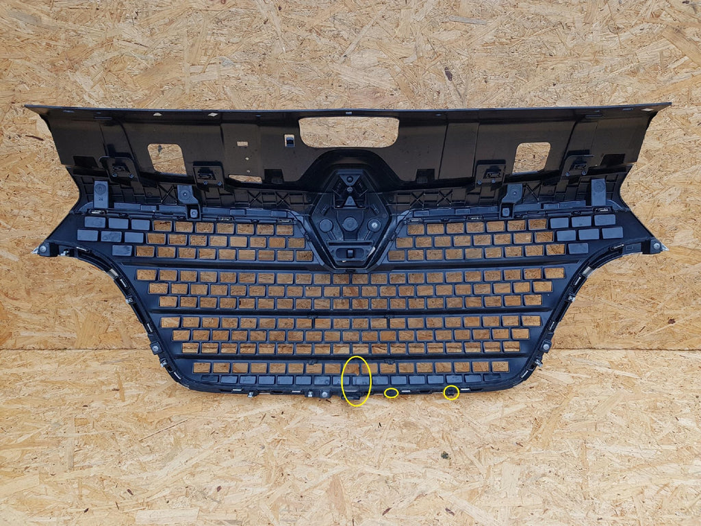RENAULT MASTER IV 4 19- ATRAPA GRILL ZDERZAKA PRZEDNIEGO 623109048R
