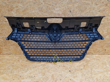 Load image into Gallery viewer, RENAULT MASTER IV 4 19- ATRAPA GRILL ZDERZAKA PRZEDNIEGO 623109048R