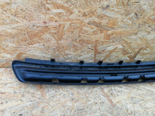 Load image into Gallery viewer, PEUGEOT 308 LIFT 11- ATRAPA KRATKA ŚRODKOWA GRILL ZDERZAKA PRZÓD 9674675177
