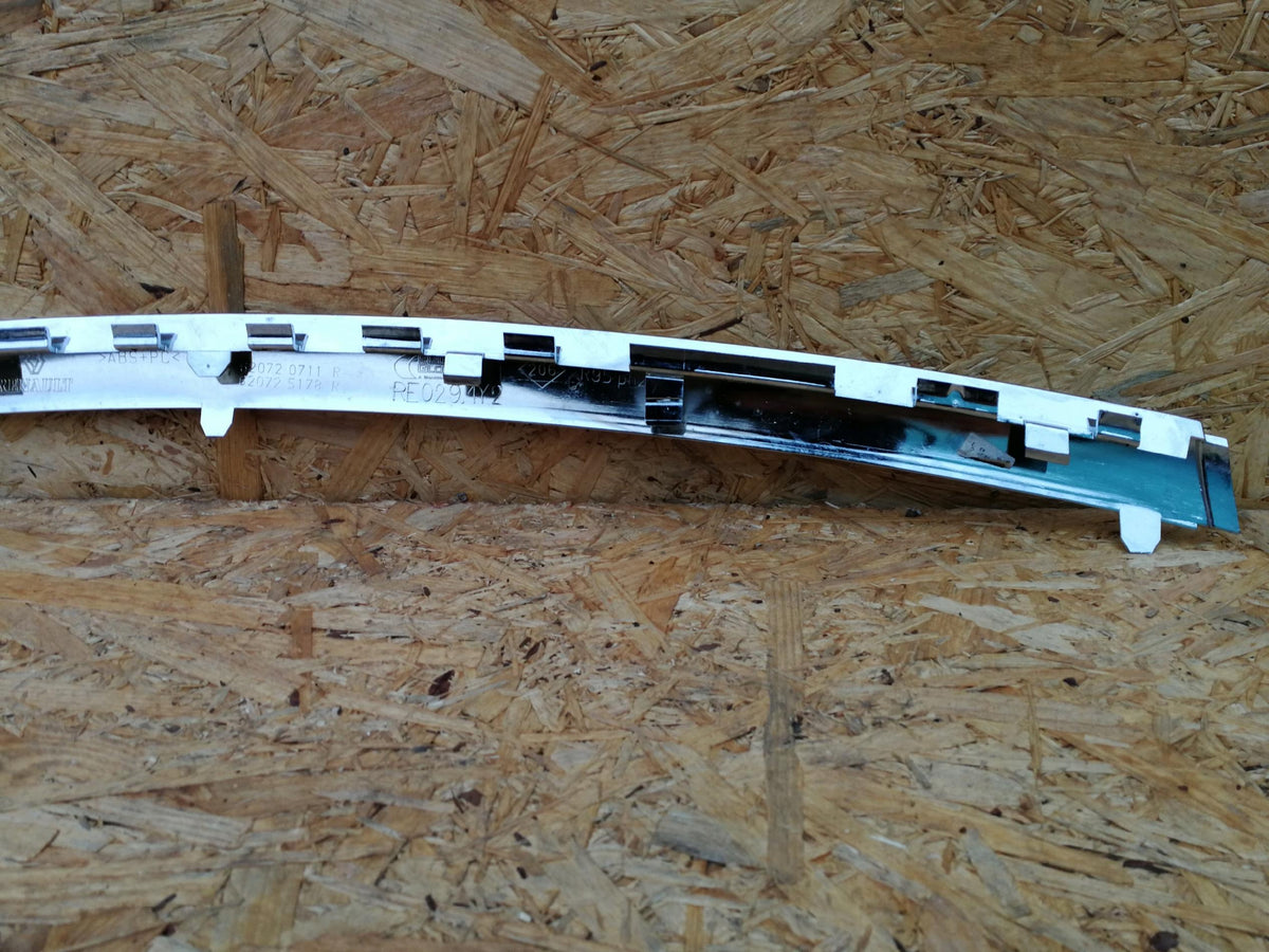 Renault Grand Scenic III Lift 11- Leiste Vorne Stossstange Chrom 620720711R — Foto 5 von 8