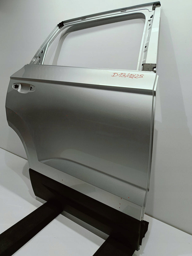 SEAT ATECA 575 SKODA KAROQ 57A DRZWI PRAWE TYŁ TYLNE 575833312