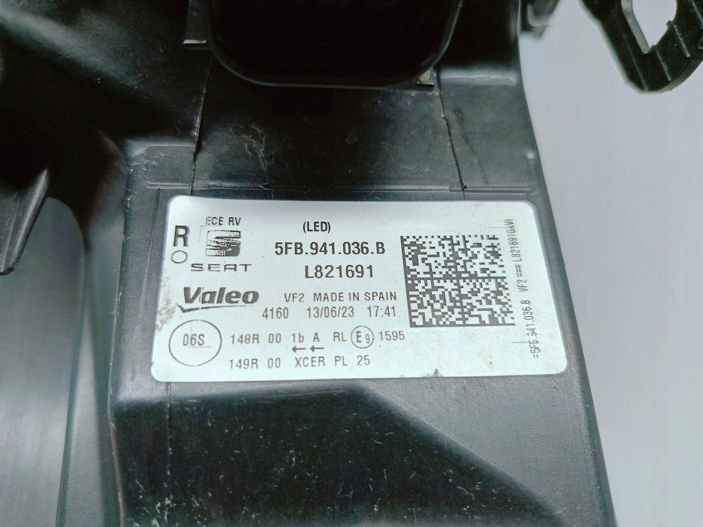 Seat Leon IV CUPRA 20- SCHEINWERFER RECHTS VORNE VOLL-LED EU 5FB941036B