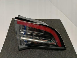 TESLA MODEL Y 20- 3 LIFT 22-LAMPA KLAPY BAGAŻNIKA LEWY TYŁ LED 1502088-00-B