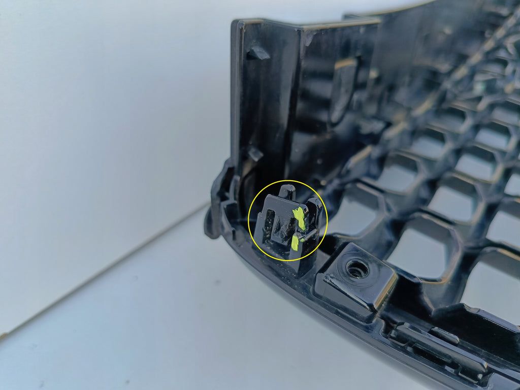VOLVO XC40 LIFT R-DESIGN 22- ATRAPA GRILL KRATKA ZDERZAKA PRZÓD 32291466