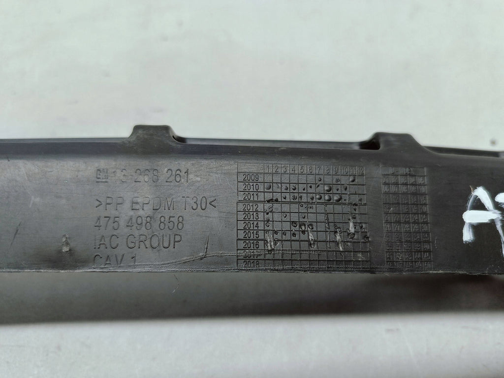 Opel Meriva B 11- HALTERUNG HALTER MITTELTEIL HINTEN STOSSFÄNGER 13268261