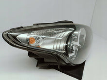 Load image into Gallery viewer, Hyundai i30 I LIFT 10- LAMPA PRAWA PRZÓD PRZEDNIA EU 92102-2R000