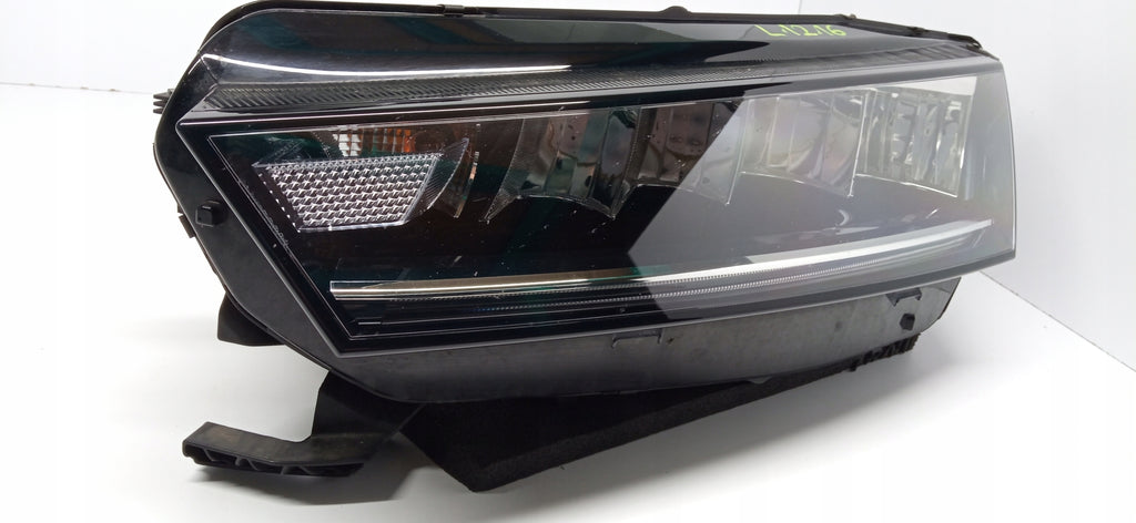 SKODA OCTAVIA IV 4 20- LAMPA LEWA PRZÓD PRZEDNIA FULL LED 5E4941015